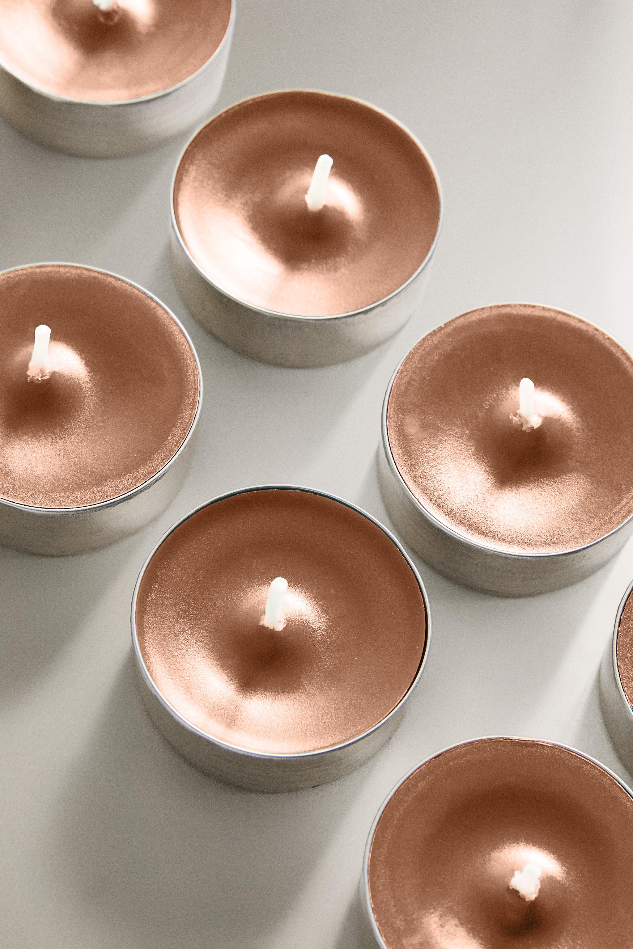 SET OF SALTED CARAMEL SCENTED TEALIGHT CANDLES (SET OF 8)